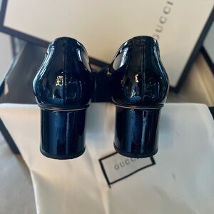 Gucci/Marmont Fringe Kilted Black Patent Leather  Size 9/ EU 39